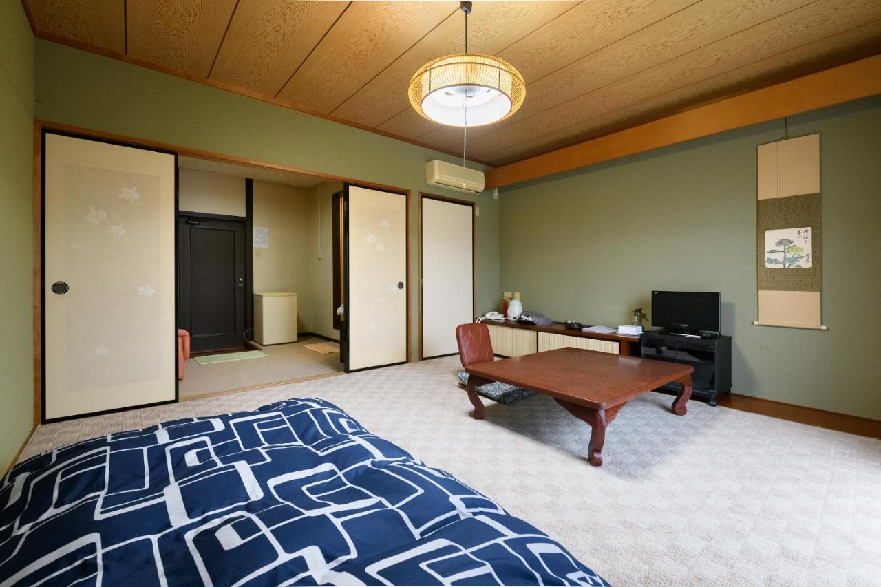 Tabist Sakura Annex Okumikawa Hotel Shinshiro Bagian luar foto